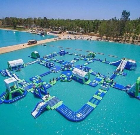 This is in California and I definitely have to go here some day Waterpark Resort, Wake Board, Wake Island, Cool Pool Floats, Lake Fun, Inflatable Water Park, Aqua Park, Park Playground, Summer Fun List