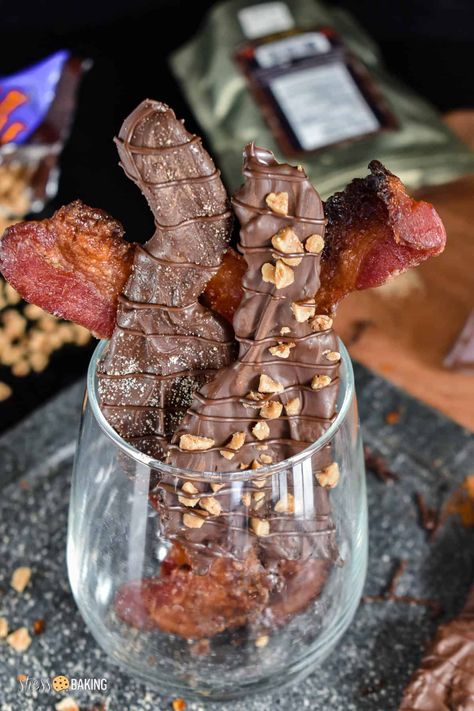 Chocolate covered bacon is a sweet and salty snack that's sure to be a hit! Strips of salty bacon are dipped in chocolate, and can be candied before coating in your favorite chocolate. Chocolate Covered Bacon, Chocolate Bacon, Dipped In Chocolate, Salty Snacks, Low Carb Recipes Dessert, Low Carb Snacks, Bacon Recipes, Easy Chocolate, Low Carb Desserts