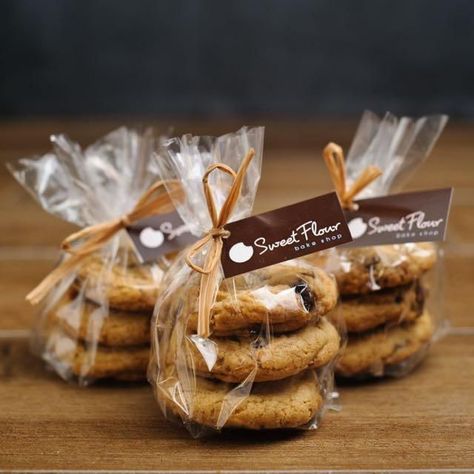 Cookies Packaging Ideas, Cookie Gift Packaging, Brownie Packaging, Bake Sale Packaging, Cookies Packaging, Biscuits Packaging, Cookies Gift, Baking Packaging, Dessert Packaging