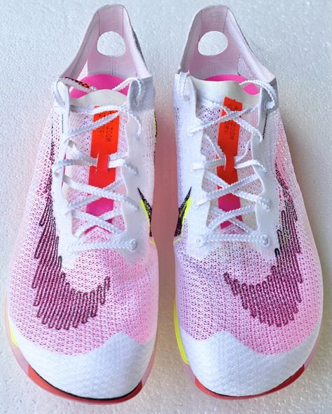 Nike Air Zoom Victory, Long Distance Track Spikes, Spikes Track Sprint, Cute Spikes For Track, Cute Track Spikes, Nike Track Spikes, Spikes For Track, Track Spikes Aesthetic, Track Workouts For Sprinters