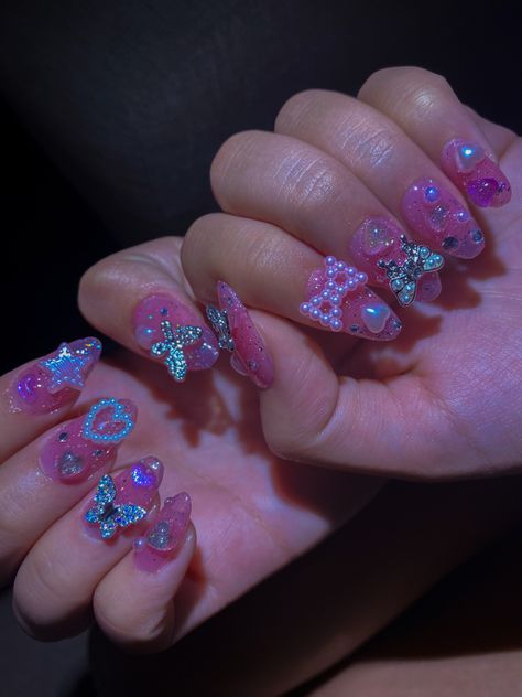 Pink sparkle shine glitter Y2K nails butterfly star Korean chunky charms pastel Chunky Nails Charms, Chunky Nail Charms, Charm Nails Y2k, Nails With Charms Y2k, Chunky Nails, Y2k Nail, Nails Butterfly, Girly Nails, Korean Y2k