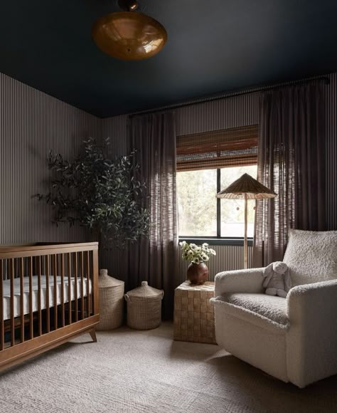 Dark Nursery, Traditional Nursery, Casas The Sims 4, Studio Interior Design, Nursery Room Design, Baby Boy Room Nursery, Baby Room Inspiration, Nursery Room Inspiration, Baby Room Design