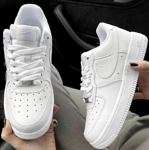 Nike Air Force Shoes Women, Nike Air Force One Blanche, Cool Shoes Women Nike, Airfors Nike, Nikes Shoes Women's, Air Nike Shoes Women, Air Force 1 Blanche, Air Forse1, Air Shoes For Women