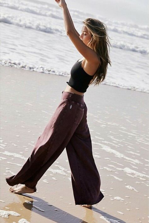 Item Description: Free People Fp Movement Borderline Wide Leg Pants New Without Tags Retails $148 Size: Extra Small Sizing: XS= 0-2 Color: Wine Perfect for pre and post-workout, these so comfy pants are featured in a soft,  wide-leg design with an exposed zipper at the waistband. High-rise waist Relaxed fit Washed dye Material: 42% Viscose, 58% Cotton; Contrast 100% Cotton Measurements laying flat, unstretched: Waist - 23 inches (has stretch) Inseam - 29 inches Rise - 12 inches Leg opening - 42 inches There is a dot marked on inside label to prevent return to retail stores. Check out my other listings for more Free People, Urban Outfitters and Anthropologie items! Summer Outfits Athletic, Alt Summer Outfits, Vintage Summer Outfits, Free People Activewear, Modest Summer Outfits, Earthy Outfits, Free People Clothing, Comfy Pants, Summer Outfits Men