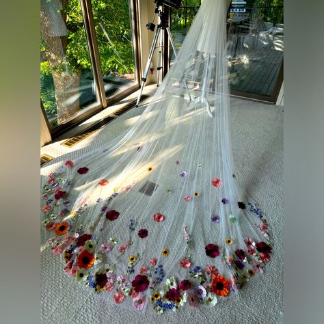 This Is A One Of A Kind Handmade Wedding Veil With Colorful Floral Lace Detailing That Is Hand Sewn On With Hand Placed Crystals. The Color Of Tulle Is A Light Ivory. Would Work With Any Color Of Dress!! The Length Is A Cathedral Length Veil. Makes For Magical Photos!! You Would Be Supporting A Small Business With This Purchase! And You Would Have A Veil No One In The World Would Have! This Veil Has Been In A Photoshoot For A Wedding Article And Collaboration! Photos Two And Three Are From The P Long Flower Veil, Hand Embroidered Veil, Wedding Veil Colorful, Embroidery Wedding Veil, Colorful Veil, Wildflower Veil, Floral Wedding Veil, Magical Photos, Unique Wedding Veils