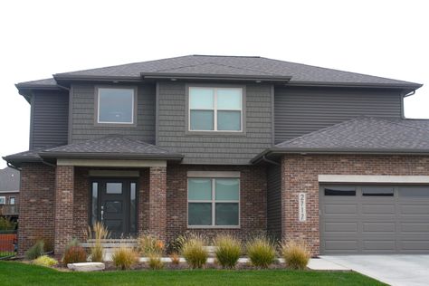 Dark Siding Combinations – Carlson Exteriors Inc. Brown Brick House Exterior, Brick House Exterior Colors Schemes, Brown Brick Exterior, Dark Siding, Brown House Exterior, Brown Brick Houses, Red Brick House Exterior, Red Brick Exteriors, Gray House Exterior