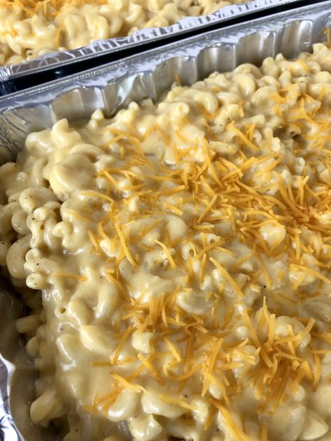 Macaroni and Cheese for a Crowd - It Started With Toast Large Crowd Macaroni And Cheese, Crowd Size Macaroni And Cheese, Large Pan Mac And Cheese, Hot Pasta Dishes For A Crowd, Macaroni And Cheese For 100 People, Easy Mac And Cheese Recipe For A Crowd, Macaroni For A Crowd, Cafeteria Mac And Cheese, Crock Pot Mac And Cheese For A Crowd