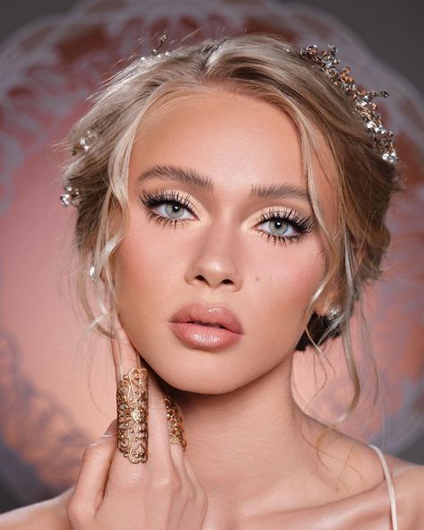 Anastasia Beverly Hills on Instagram: “It’s giving ethereal goddess vibes 😮‍💨✨ Nouveau Palette’s neutral mattes were designed to be creamy, blendable and versatile, delivering…” Bridal Makeup Ethereal, Ethereal Wedding Makeup, Ethereal Makeup Goddesses, Anastasia Beverly Hills Nouveau, Ethereal Goddess, Goddess Wedding, Anastasia Beverly Hills Eyeshadow, Goddess Vibes, Wedding Makeup Tutorial