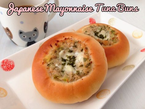 MinJi's Kitchen: Japanese Mayonnaise Tuna Buns Heart Shaped Bun, Tuna Buns, Easy Breakfast Food, Asian Pastries, Baking Savory, Baked Tuna, Japanese Mayonnaise, Kitchen Japanese, Pork Floss