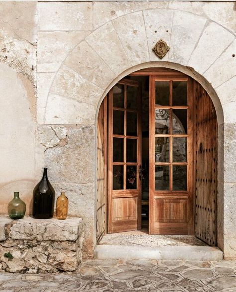 20 WAYS TO GET THE DESIGNER LOOK AT HOME WITHOUT SPENDING A FORTUNE - Melissa Penfold Store Fronts Ideas, Midwest Countryside, Nordic Style Fashion, Double Door Entrance, Stone Archway, Leather Wingback, Scandinavian Lifestyle, Mediterranean Lifestyle, Store Concept