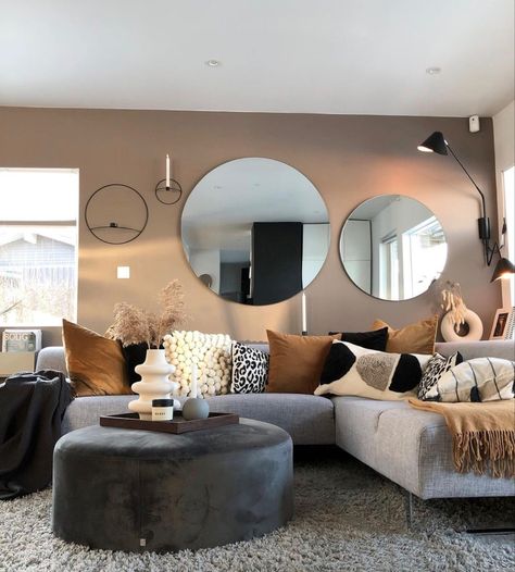 Gray Couch Minimalist Living Room, Living Room Designs With Gray Sectional, Dark Cozy Living Room Decor Ideas, Neutral Tone Living Room Ideas, Gray Couch Color Scheme, Tan Gray Living Room, Grey Living Room Furniture Ideas, Living Room Designs With Gray Couch, Gray Couch Living Room Decor