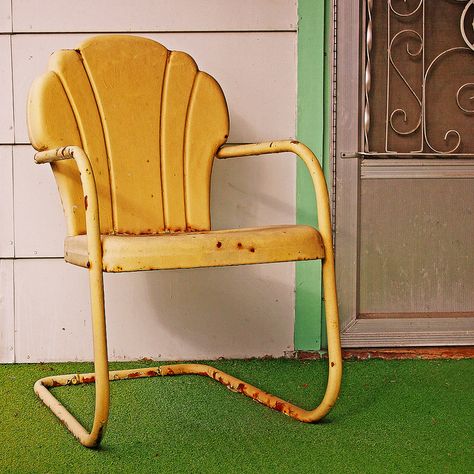 I love these chairs - we had them when I was a kid, in a dark green, and yes they were metal, but they were so comfortable. 1940s Cottage, Metal Lawn Chairs, Saint Joseph Missouri, Collecting Seashells, Activity For Adults, Desk Chair Comfy, June Cleaver, Porch Chairs, Washed Ashore