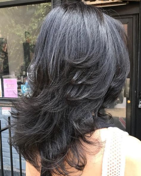 Feathered Layered Hairstyles, Layered Hairstyles With Bangs, Bangs For Women Over 50, Medium Length Layered Haircuts, Hairstyles For 2023, Feathered Hair, Layered Haircuts For Medium Hair, Medium Layered Haircuts, Hairstyles For Layered Hair