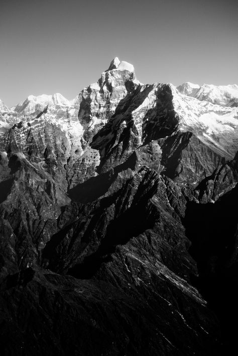 Everest has killed its fair share of mountaineers. But it's not alone. Black And White Mountains, Dark Mountains, Mountain Pictures, Mountain Background, Black Mountain, White Mountains, Ansel Adams, White Mountain, Better Day