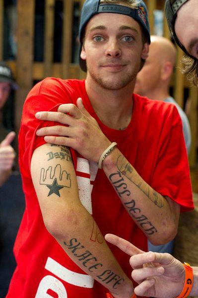 Ryan Sheckler Ryan Sheckler Tattoos, Ryan Sheckler, The Janoskians, Tattoo Hand, Tom Daley, Mark Wahlberg, Matt Bomer, Celebrity Dads, Channing Tatum