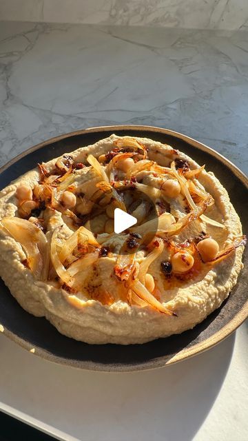 Chetna Makan on Instagram: "Caramelised onion hummus - simply delicious! Full recipe link in my profile! Enjoy x #reels #reelsinstagram #reelitfeelit #chetnamakan #recipes #hummus #healthyfood #vegan" Chetna Makan, Onion Hummus, Caramelized Onions Recipe, Caramelised Onion, Onion Jam, Holiday Deco, Caramelized Onion, Onion Recipes, Simply Delicious