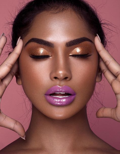 Matte Make Up, Maquillage On Fleek, Mekap Mata, Beauty Salon Logo, Glossy Makeup, Smink Inspiration, Glam Look, Beauty Shoot, Smokey Eyes