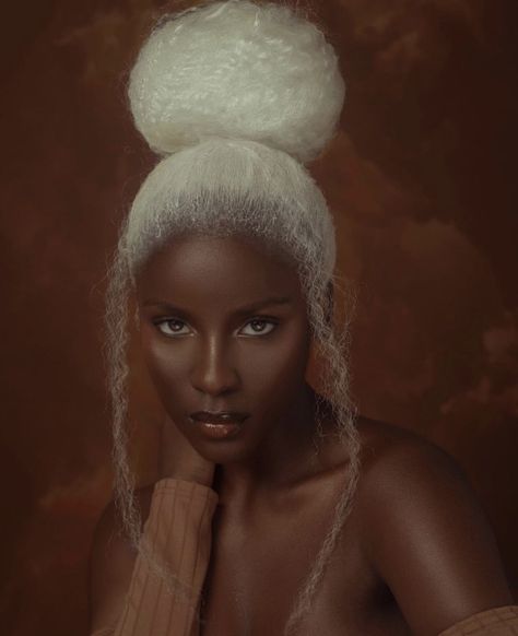 White Hair Dark Skin, Artists Aesthetic, Black Supermodels, Hair Dark, Dark Skin Women, Hair Art, Brown Skin, White Hair, Black Is Beautiful