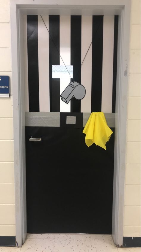 Classroom Door Sports Theme, Soccer Door Decorations, Football Themed Classroom Door, Sport Classroom Theme, Football Door Decorations, Football Door Decorations Classroom, Football Bulletin Board Ideas, Homecoming Decorations Hallway, Football Bulletin Boards