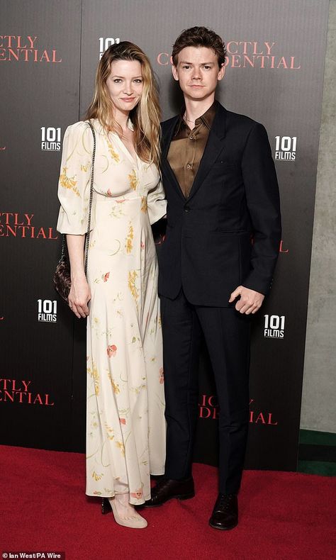 Talulah Riley looked stunning as she cozy up with her husband Thomas Brodie-Sangster for the special screening of Damian Hurley’s Strictly Confidential on Wednesday. The actress, 38, walked the red carpet at the Everyman Chelsea in London with her husband, 33. The Pride and Prejudice star – who was previously married to Elon Musk – […] Damian Hurley, Talulah Riley, Artful Dodger, Thomas Sangster, Ideal Type, Brodie Sangster, Game Of, Alain Delon, Looking Dapper