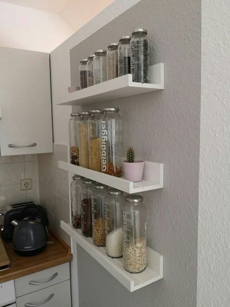 Small House Organization, Koti Diy, Small Kitchen Organization, Small Kitchen Storage, Kitchen Design Decor, Kitchen Furniture Design, Decor Home Living Room, Home Design Decor, Organization Ideas