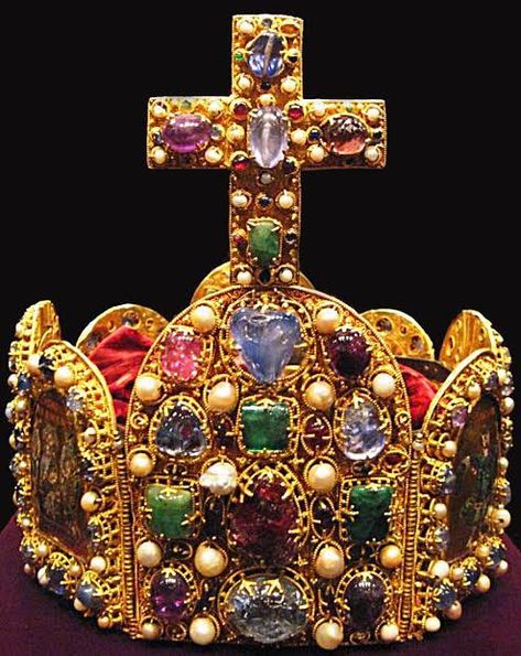 The Imperial Crown of the Holy Roman Empire (German: Reichskrone) was the hoop crown (German: Bügelkrone) of the Holy Roman Emperor from the 11th century to the dissolution of the Holy Roman Empire in 1806. The crown was used in the coronation of the King of the Romans, the title assumed by the Emperor-elect immediately after his election. It was made in the late 10th or early 11th century#beautiful#crown#love#travel#trending#pintrest#vlog#viral#fashion#history#Roman Nuremberg Castle, Pearl Wedding Accessories, Roman Kings, Royal Crown Jewels, Imperial Crown, Holy Roman Empire, British Royal Families, Engraving Illustration, My Fantasy World