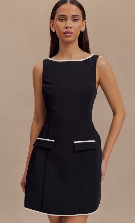 Boat Neckline Dress, Closet Capsule, Style Essentials, Jasmine Tookes, Boat Neckline, New Tops, Lookbook Outfits, Fashion Essentials, Fitted Bodice