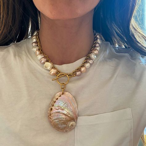 Chunky Shell Necklace, Mermaid Jewelry, Seashell Jewelry, Seashell Necklace, Handmade Wire Jewelry, Funky Jewelry, Jewelry Lookbook, Shell Jewelry, Girly Jewelry