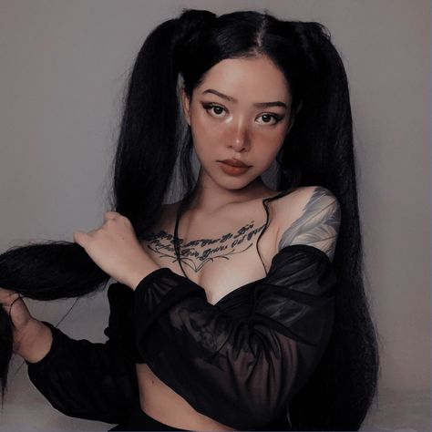 Pigtails Aesthetic, Bella Icon, Bella Porch, Bella Poarch, Bella Bella, Girls Music, Asian Babies, Tone Hair, Famous Girls