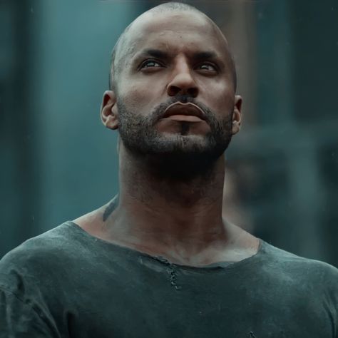 Lincoln From The 100, Wells The 100, Lincoln Kom Trikru, The100 Aesthetics, Lincoln 100, Lincoln Aesthetic, Rats Video, Ricky Whittle The 100, Lincoln The 100