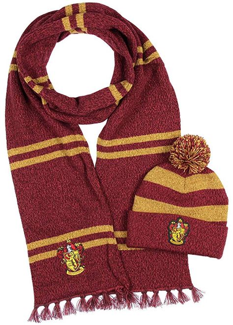 Amazon.com: Harry Potter Hogwarts Houses Knit Gryffindor Scarf & Pom Beanie Set (Gyffindor): Clothing Harry Potter Gryffindor Scarf, Gryffindor Scarf, Harry Potter Hogwarts Houses, Harry Potter Scarf, Harry Potter Style, Harry Potter Houses, Harry Potter Outfits, Classic Cartoon Characters, Harry Potter Gifts