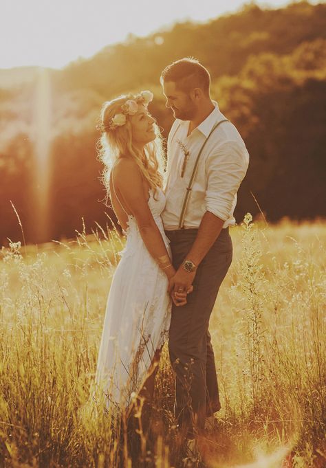 SABRINA   MARCEL Romantic Sunset Wedding, Holly Images, Sunset Wedding Photos, Skirt Diy, Outdoor Wedding Photography, Bride And Groom Photo, Wedding Photography Bride, Romantic Sunset, Wedding Photography Tips