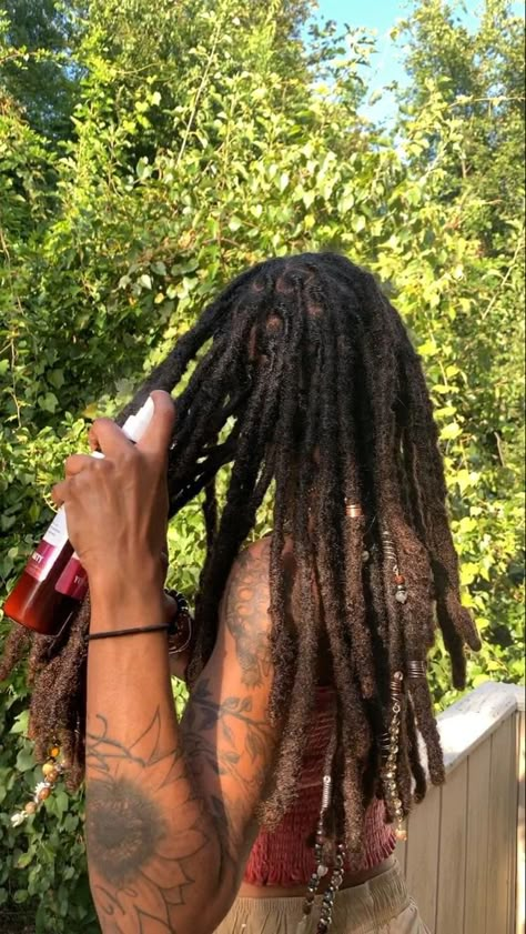 Natural Locs With Curly Ends, Loc Spray, Large Locs, Loc Shampoo, Locs With Loose Ends, Real Locs, Pretty Dreads, Thick Locs, Natural Locs