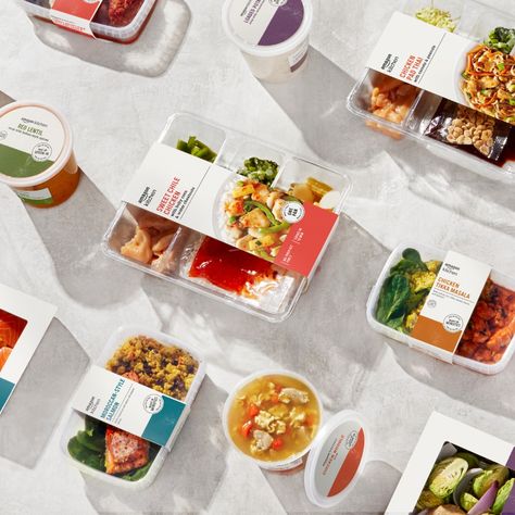 14 Top Meal Kit Delivery Services to Try Now | Artful Living Magazine Fresh Meal, Meal Kit Delivery Service, Green Chef, Meal Kits, Chicken Masala, Veggie Bowl, Chicken Tikka Masala, Meal Delivery Service, Dinner Options