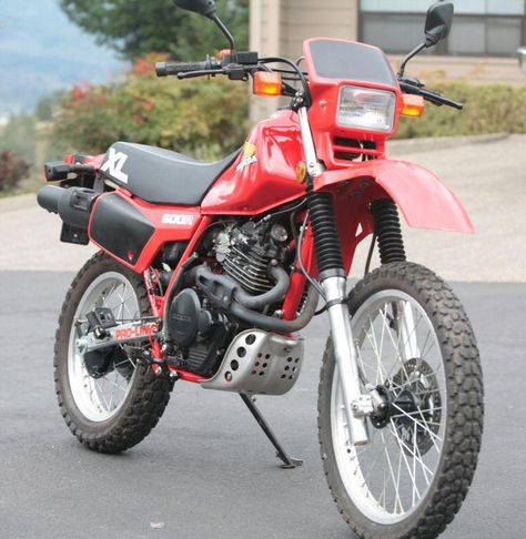 1983-Honda-XL600R https://plus.google.com/+JohnPruittMotorCompanyMurrayville/posts Honda Xl600r, Motorcycle Build, Vintage Enduro, Dual Sport Motorcycle, Honda Bikes, Dual Sport, Honda Motorcycles, Motorcycles, Cycling