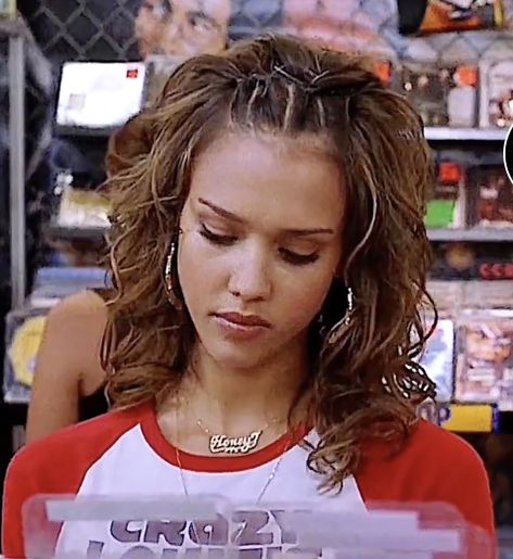 Early 2000s Hair, 2000 Hairstyles, Early 2000s Hairstyles, Men Embracing, 2000s Hair, Jessica Alba Hair, 2000s Hairstyles, Y2k Hairstyles, Hairdos For Curly Hair