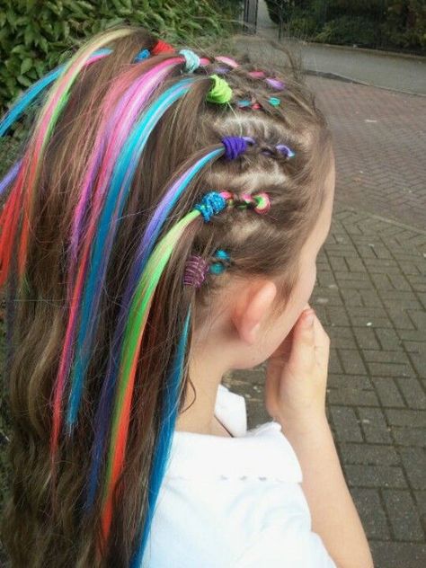 via au.pinterest.com Crazy Hair For Kids, Crazy Hair Day Ideas, Picture Day Hair, Wacky Hair Days, Crazy Hair Day, Wacky Hair, Crazy Hair Day At School, Easter Hair Bow, Hair Shine