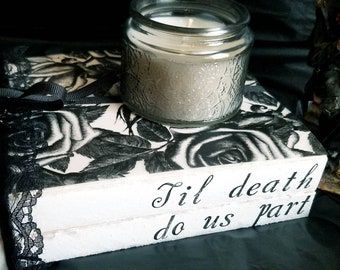 Fairytale Home Decor, Halloween Wedding Decor, Halloween Wedding Centerpieces, Halloween Wedding Reception, Gothic Candle Holder, Unity Candle Holder, Halloween Party Table, Skull Cookies, Gothic Candles