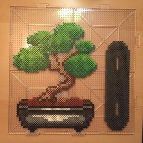 My last project before bed, a stand alone bonsai tree. I really hope it stands up #perler #perlerbeads #beads #fusionbeads #pixel #bonsai #bonsaitree Hamma Beads Ideas, Easy Perler Bead Patterns, Pearl Beads Pattern, Easy Perler Beads Ideas, 3d Perler Bead, Fuse Bead Patterns, Art Perle, Fusion Beads, 8bit Art