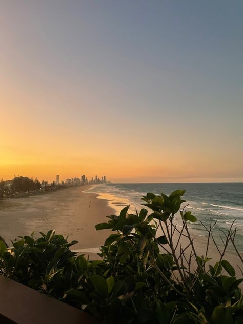 Gold Coast Aesthetic, Amart Furniture, Coast Aesthetic, Australia Queensland, Surfers Paradise, Aesthetic Tiktok, Travel Beach, Beach View, Living Abroad