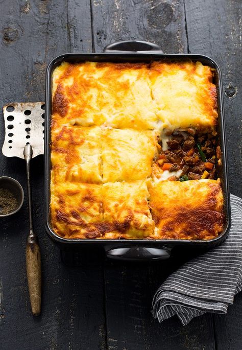 Venison Mince Lasagne | MiNDFOOD Recipes & Tips Root Vegetable Recipes, Root Vegetables Recipes, Vegetarian Comfort Food, Lasagne Recipes, Healthy Meal Ideas, Smoked Cheese, Root Vegetable, Venison Recipes, Cottage Pie