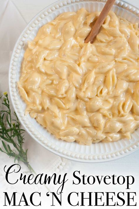 Creamy Stovetop Macaroni and Cheese - Bit & Bauble Creamy Stovetop Macaroni And Cheese, Velveeta Macaroni And Cheese, Stovetop Macaroni And Cheese, Velveeta Shells And Cheese, Bake Mac And Cheese, Best Macaroni And Cheese, Stovetop Mac And Cheese, Macaroni And Cheese Recipe, Cheese Stuffed Shells