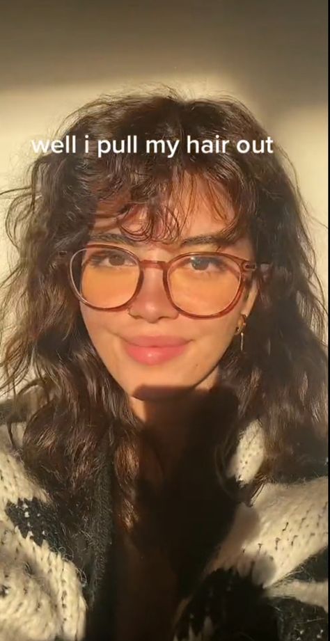 Tomboy Glasses Aesthetic, Glasses On Curly Hair, Glasses Brunette Hair, Glasses For Curly Hair Women, Wavy Bangs With Glasses, Hot Glasses Look, Guys With Fluffy Brown Hair And Glasses, Wavy Hair Bangs Glasses, Curly Bangs And Glasses