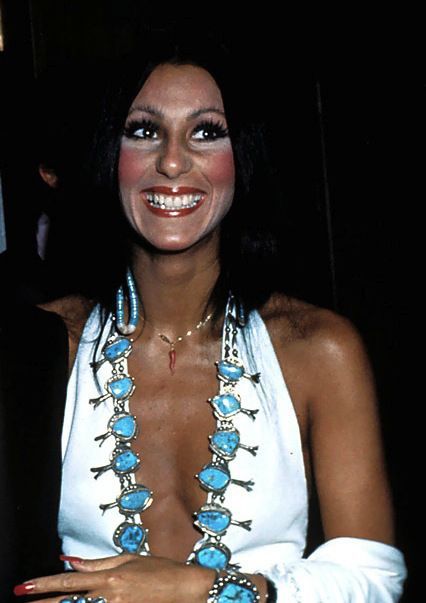 Cher's Squash Blossom necklace Young Cher, Cher 70s, Cher And Sonny, Cher Outfits, Cher Bono, Cher Photos, I Got You Babe, Jewelry Tips, Squash Blossom Necklace