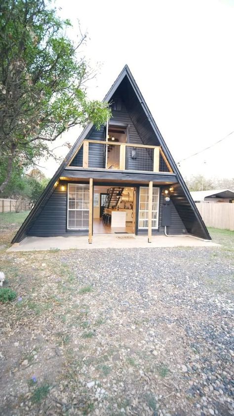 Modern A Frame Cabin, Small Rustic House, A Frame Cabin Plans, Triangle House, Tiny House Village, A Frame House Plans, Best Tiny House, Frame House, A Frame Cabin