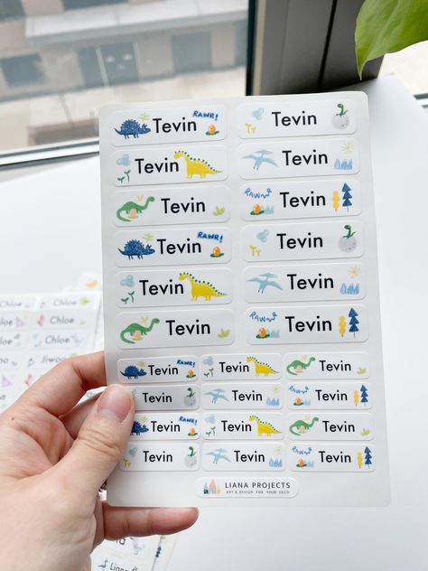 Sticker Name Labels Aesthetic, Name Labels For School Printable, Name Labels Aesthetic Printable, Name Sticker Design, Labels Aesthetic, Name Stickers For School, Name Tag For Kids, Personalized School Supplies Labels, School Name Tag