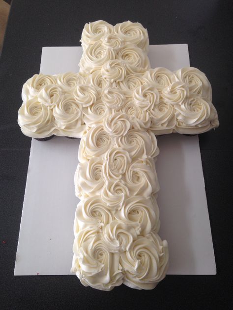 First Communion Cupcake Cake, First Communion Sheet Cake, 1st Communion Cakes, Cross Cupcake Cake, First Communion Cupcakes, Communion Cupcakes, Cupcake Cross, Christian Cakes, Baby Dedication Party