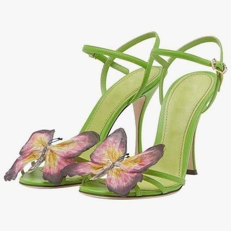 rubí on Twitter: "💭 https://t.co/NT0uaNg9EY" / Twitter Cross Strap Sandals, Quoi Porter, Green Sandals, Green Butterfly, Satin Heels, Aesthetic Shoes, Green Shoes, Pretty Shoes, Dream Shoes