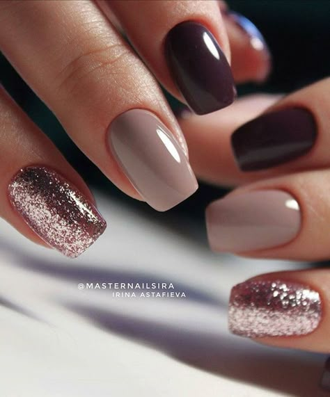 Elegant Fall Nails Designs, Greige Nails Design, Work Nails Professional Fall, Nail Ideas For 30th Birthday, Neutral Fall Manicure, Wedding Nails Design Bridesmaid, Dip Nail Designs Winter, Fall Bridesmaid Nails, January Nail Colors 2023