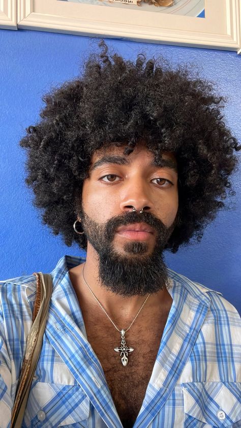 Aesthetic Amine, Afro Hair Boy, Afro Hairstyles 4c Hair, Black Hairstyles Men, Different Types Of Hairstyles, Hairstyles 4c Hair, Modern Gentleman Style, Types Of Hairstyles, Hairstyles For Black Men